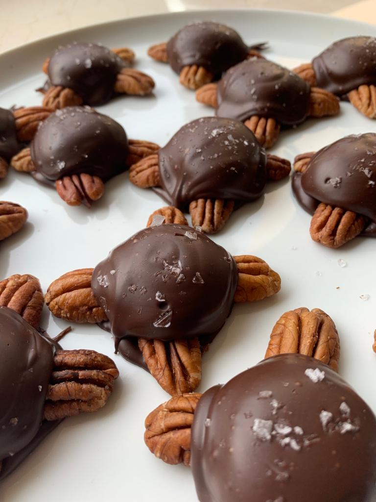 Salted Caramel Turtles