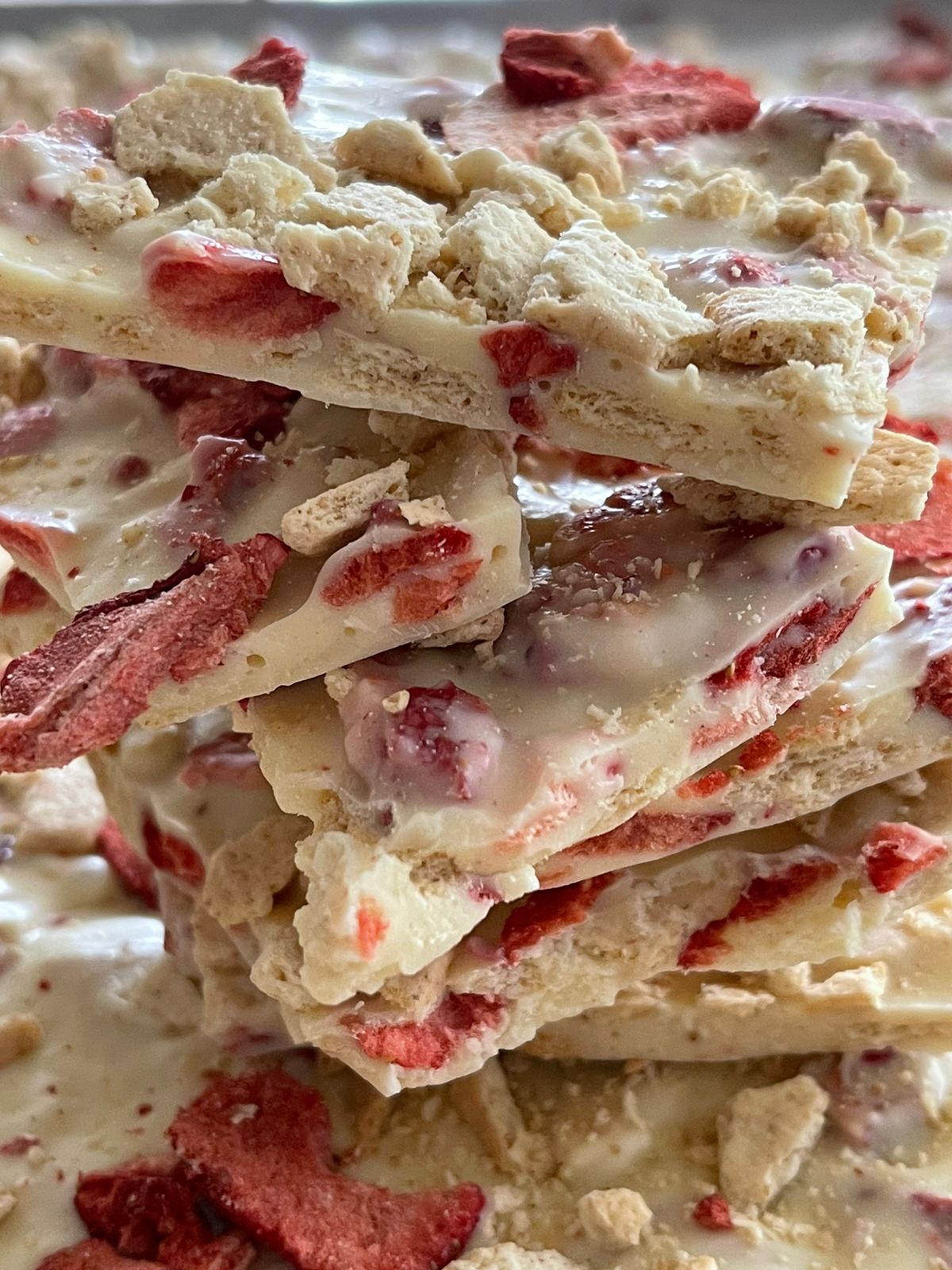 Bark Strawberry Cookies & Cream