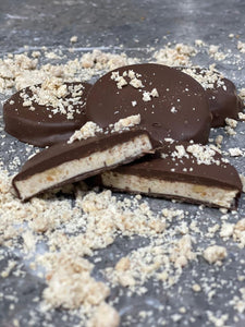 Mazapanes sin azúcar cubiertos de chocolate sin azúcar