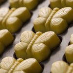 Cargar imagen en el visor de la galería, Mariposa chocolate blanco
